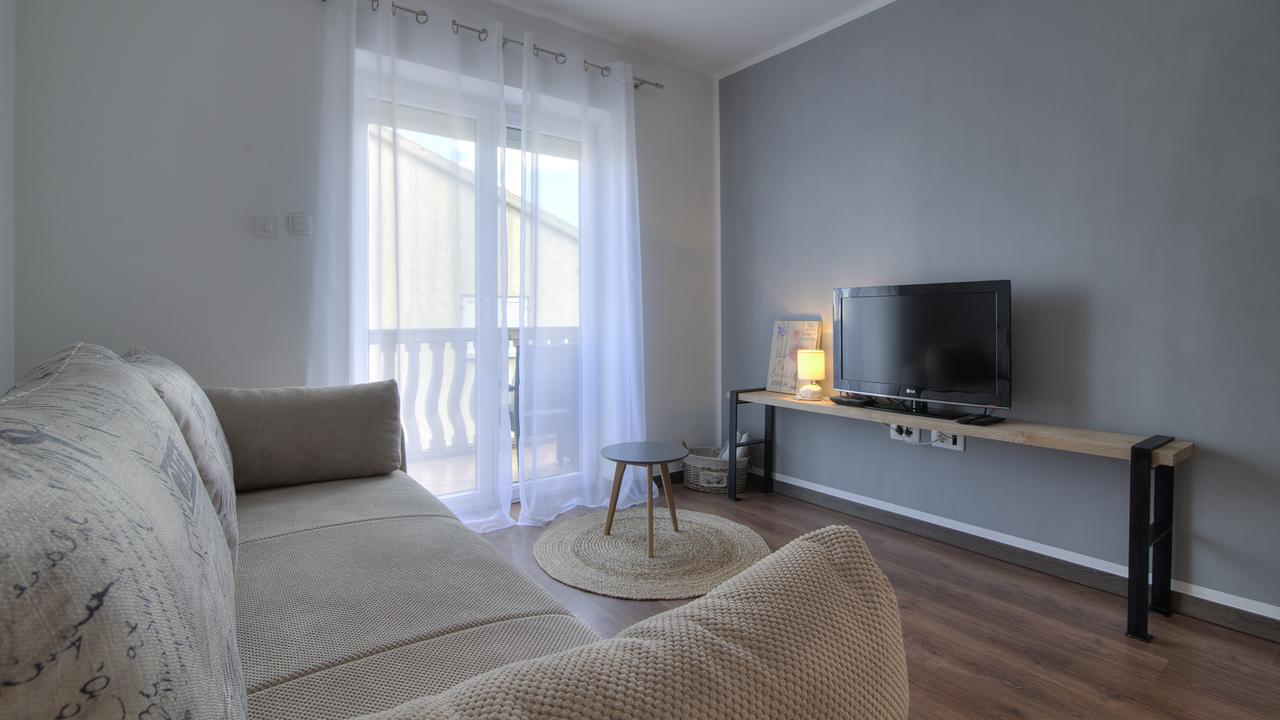 Apartments Lola سينج المظهر الخارجي الصورة