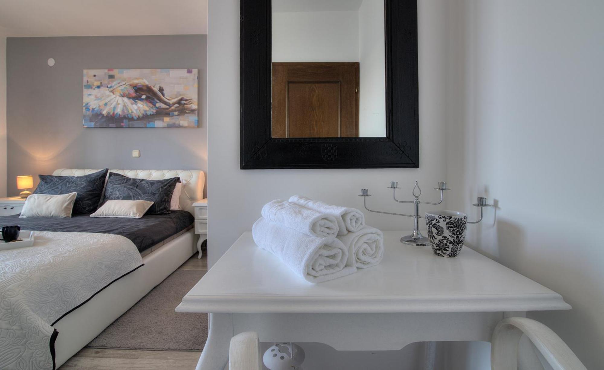 Apartments Lola سينج المظهر الخارجي الصورة